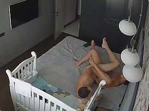 Spying on incredible sex of a married couple Picture 4