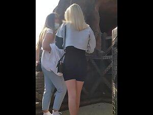 Excited blonde hottie shakes her tight ass cheeks Picture 5