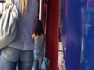 Magnetically appealing ass gets filmed Picture 7