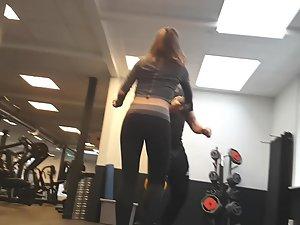 Voyeur caught fit girl dancing in the gym Picture 6