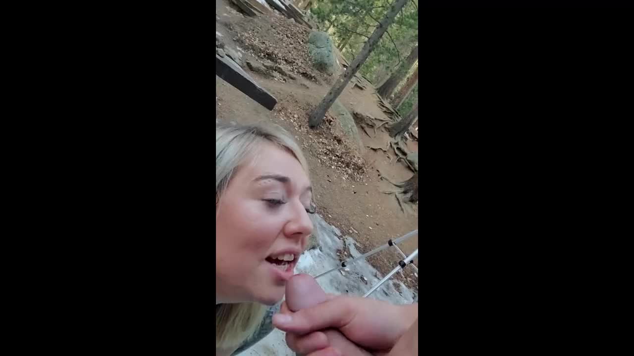 Voyeur Facial - Selfie of sex and cum facial in public park - Voyeur Videos