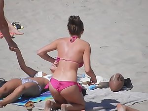 Big Tits Pink Bikini - Extraordinary big boobs in pink bikini - Voyeur Videos