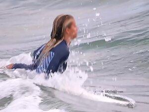 Super sexy surfer girl rides the waves on her board Picture 8