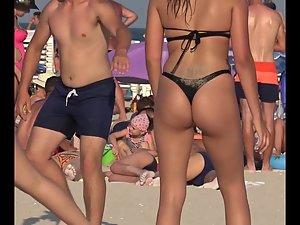 Wonderful ass gets a piggyback ride on the beach Picture 7