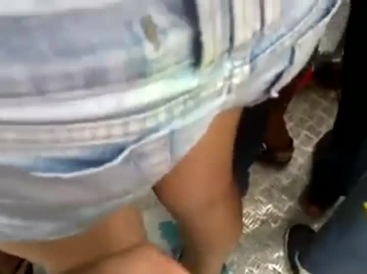 Groping a teen girl's ass in the crowd - Voyeur Videos