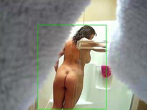 Hidden cam caught her fucking herself in shower Picture 2